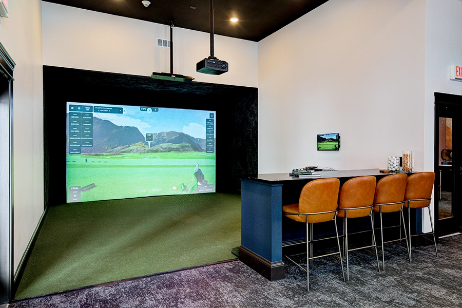 Virtual golf at Hyde Park Apartments